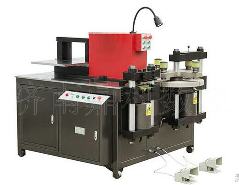 MX-30SB母線(xiàn)加工機(jī)（電控型，3動(dòng)力站)